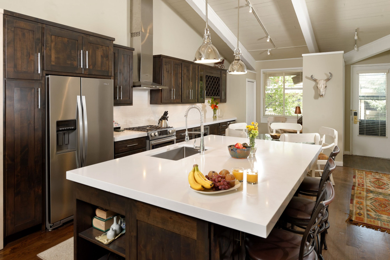 Private kitchen 5, Comfortable & Modern 2 Bedroom Apartments - Right on the Slopes!, Pitkin