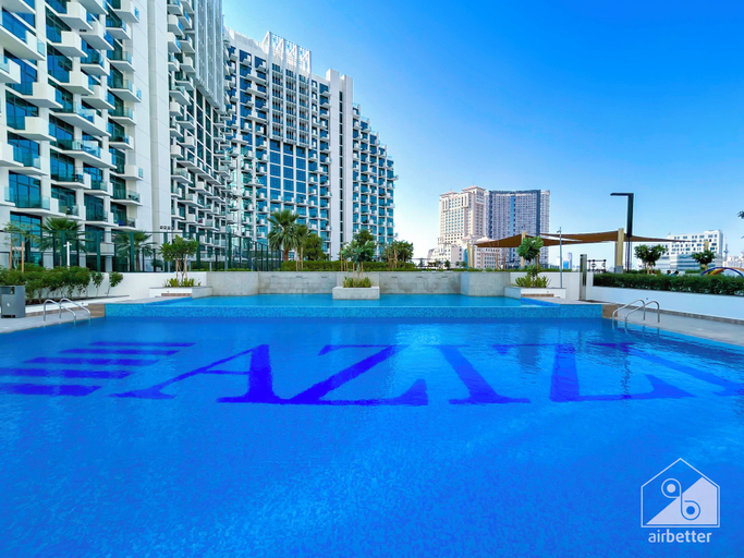 Sport & Beauty 5, Cozy 1BR With Balcony & Views in Azizi Fawad, Dubai