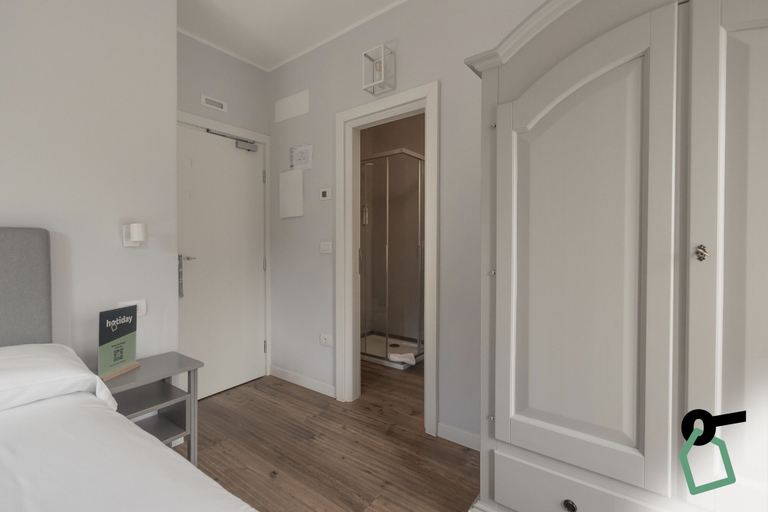 Bedroom 3, Hotiday Rooms Bormio Centro, Sondrio
