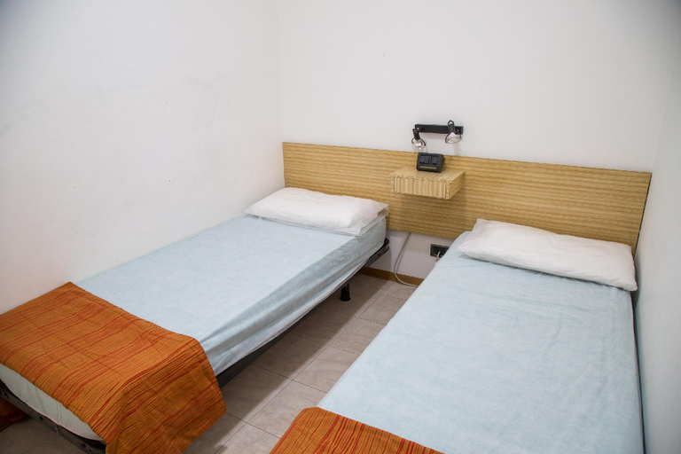 Bedroom 3, Pine-front bungalow steps from the beach, Venezia