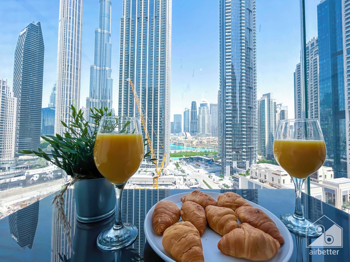Food & Drinks, Luxury Burj Crown 4bedroom Balcony & Downtown View, Dubai