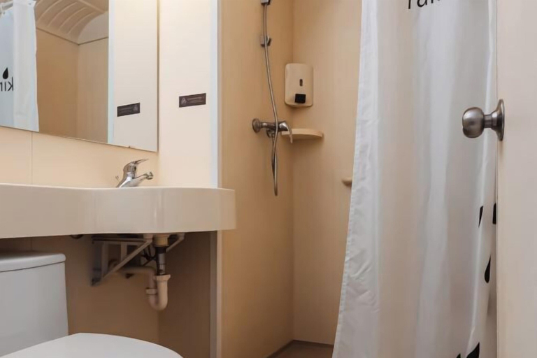 Bathroom 3, Hehuaju Hotel (Chuzhou Suning Plaza), Chuzhou