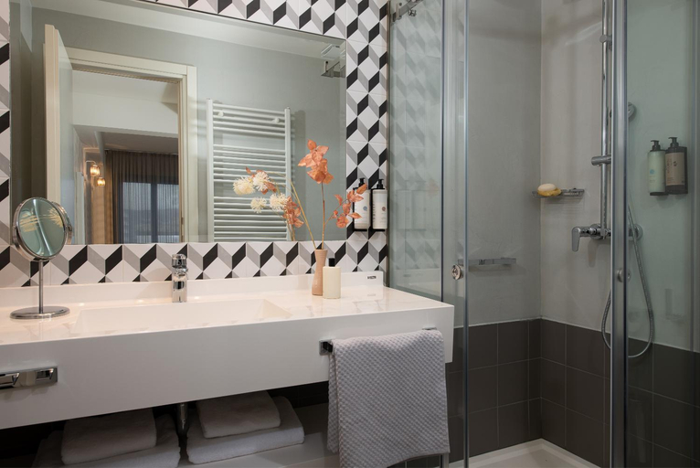 Bathroom 4, Urban Nest - Suites and Apartments-NEW, Attica