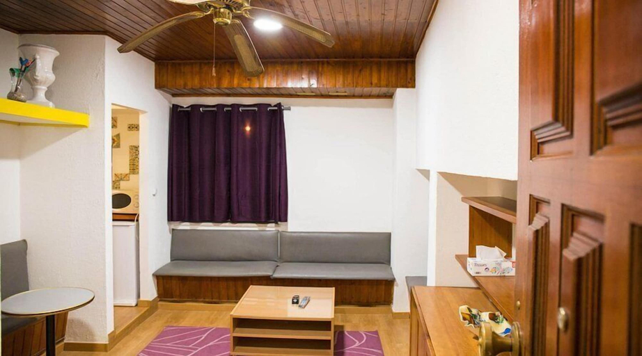 Others 3, Hostel Benformoso, Lisbon