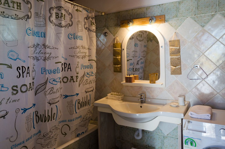 Bathroom 4, Marini Traditional Cottages, Attica