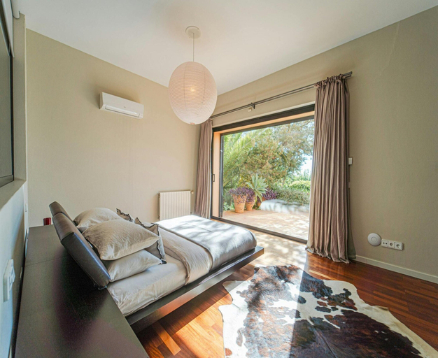 Room 3, Serene Holiday Home in Good Atmosphere, Baleares