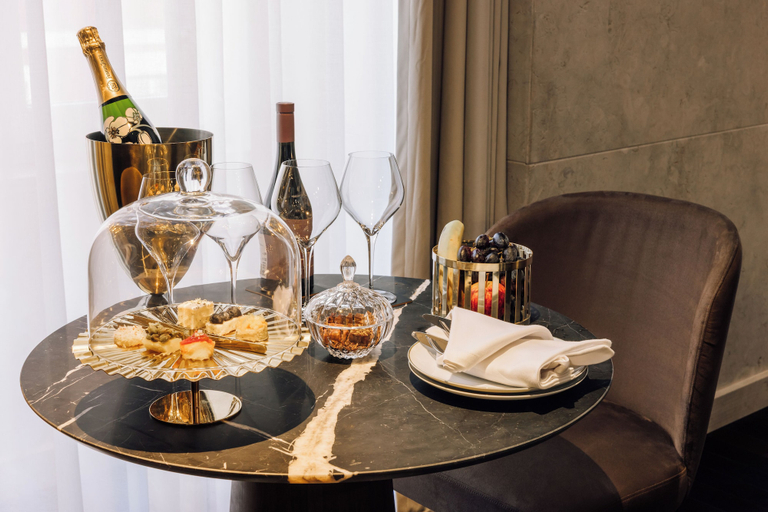 Room amenity 4, MYTHIC SANA Downtown Suites, Lisbon