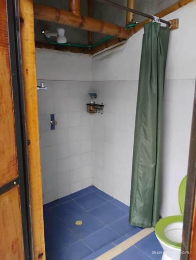 Bathroom 2, Agüita con Limón Natural Health, Córdoba