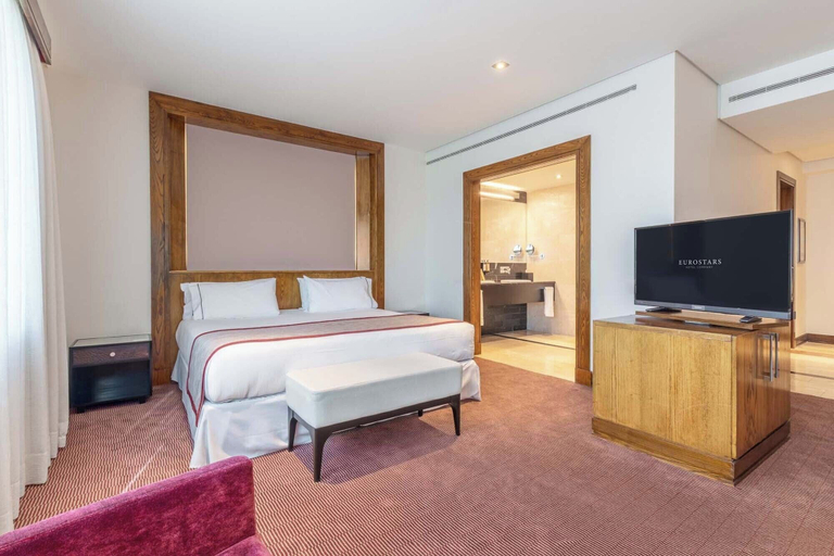 Bedroom 3, Eurostars Suites Mirasierra, Madrid