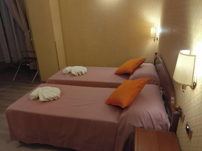Bedroom 5, Hotel Amadeus, Roma
