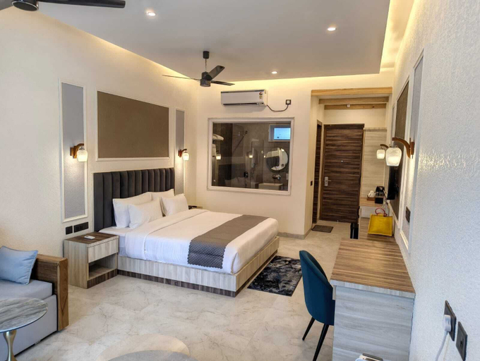 Room 3, Amritara Chakra River Resort, Garhwal