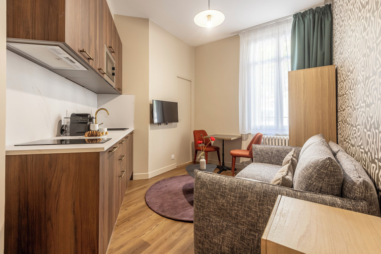 Room 3, LEVilliers, Paris