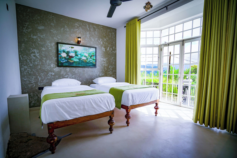 Room 5, The Colonial Crest, Doluwa