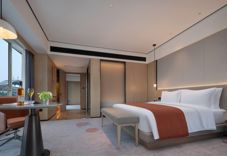 Bedroom 3, Howard Johnson Airport Hotel Changsha, Changsha