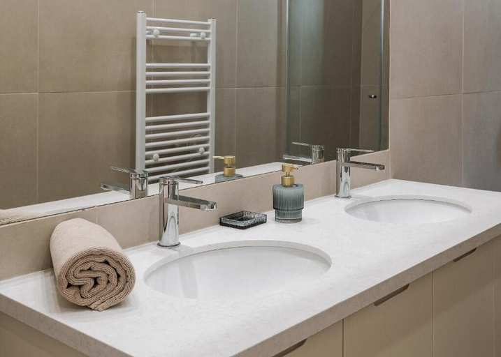 Bathroom 3, Santa Maria Rooms and Apartments, Setúbal