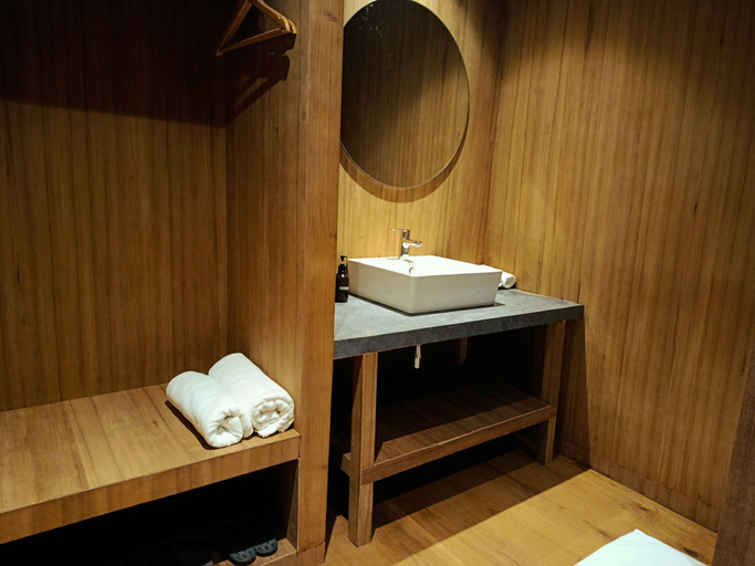 Bathroom 3, The Himalayan Tyangboche, Sagarmatha