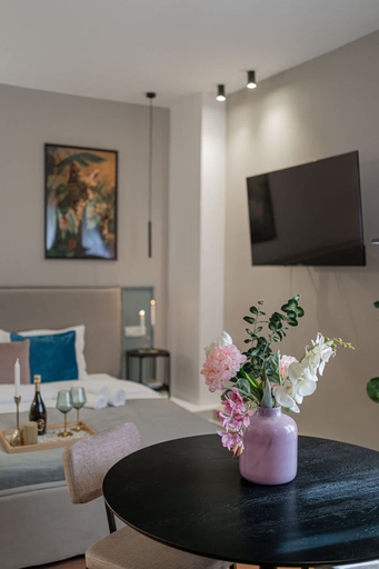 Room 3, Urban Chic Studios Near Cismigiu & Calea Victoriei, Municipiul Bucuresti