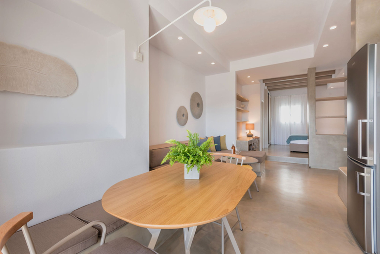 Room 3, Michael Zeppos Studios, Naousa, South Aegean