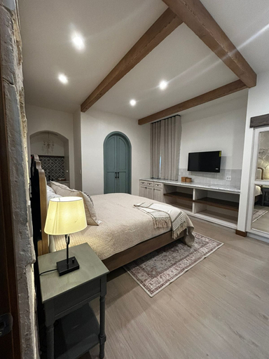 Interior, Chateau Del Valle, Ensenada