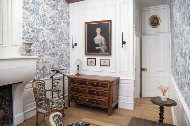 Room 4, Maison La Louise, Meuse