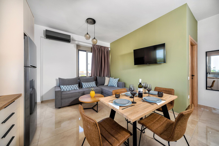 Others 5, Seaside Apartments in Agkisaras, Crete