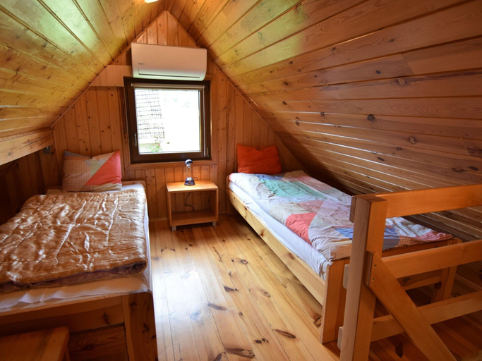 Room 5, Holiday Home Near Lake Mausz, Kashubia, Bytów