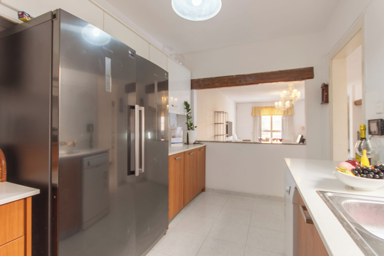 Private kitchen 4, SwieqiStay room5 shared bath - Paceville