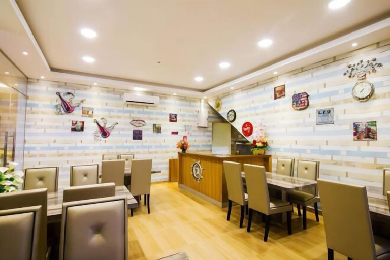 Food & Drinks, Star Romantic Hotel, Batu Pahat