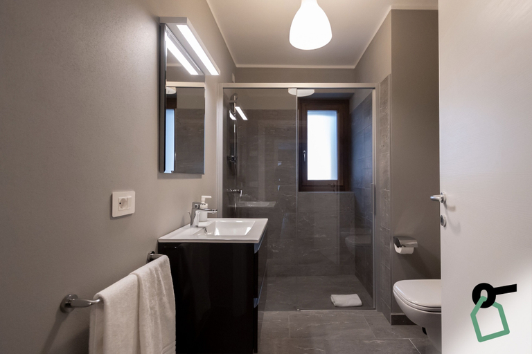 Bathroom 5, Hotiday Apartments Bormio, Sondrio