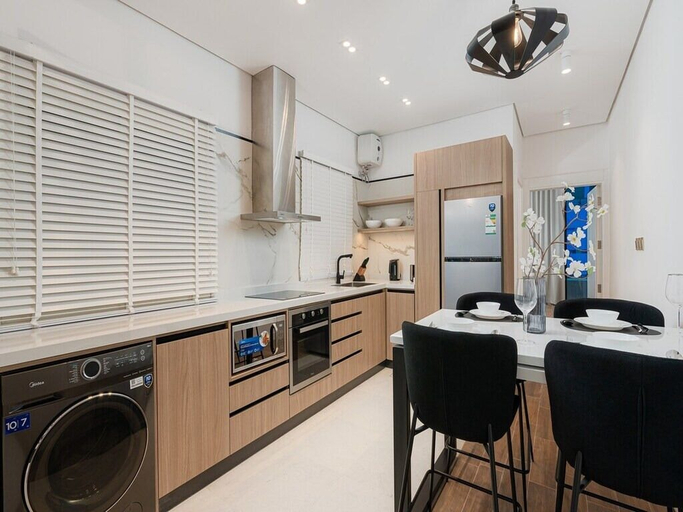 Interior 4, Stylish & Upscale Apartment in Almughrizat, Riyadh