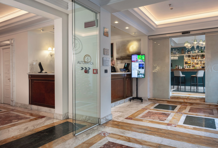 Exterior & Views 2, Trilussa Palace Wellness & Spa, Rome