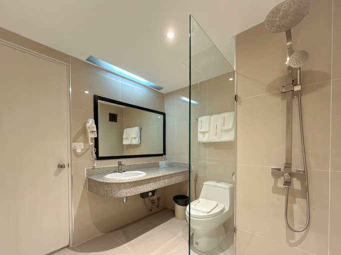 Bathroom 4, Avana Residence, Bang Na