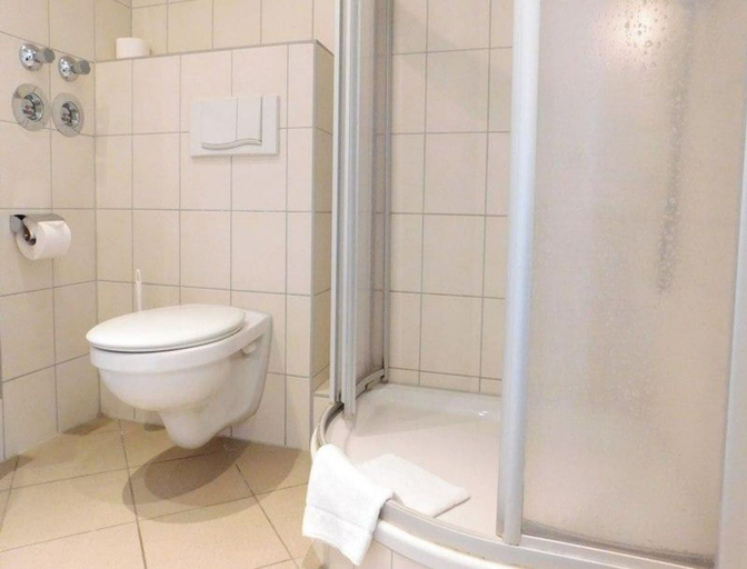 Bathroom 3, Exklusives Skandinavisches Ferienhaus, Mecklenburgische Seenplatte