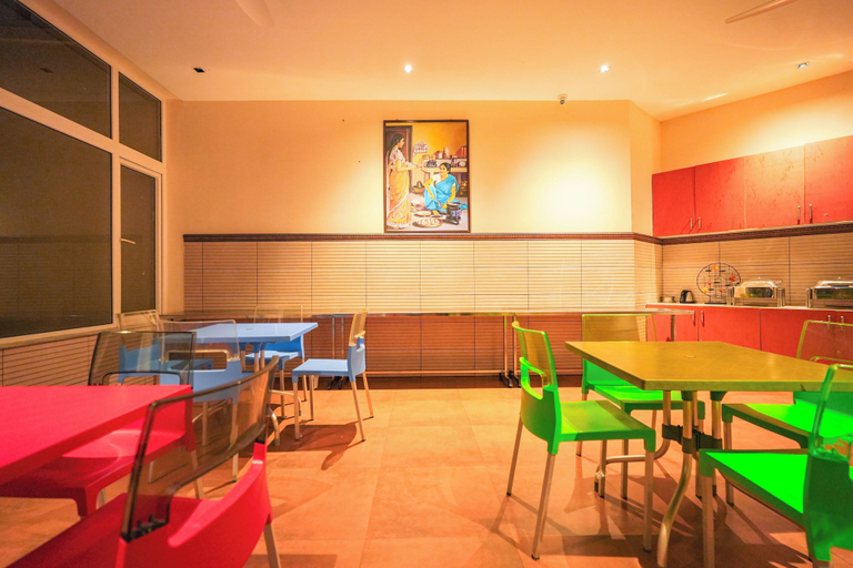 Food & Drinks 5, Mount Retreat, Dindigul