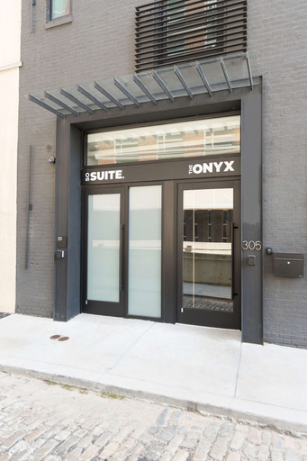 Room 2, Sosuite Corner 1bed Apt w Roof Deck, Gym, Laundry, Philadelphia