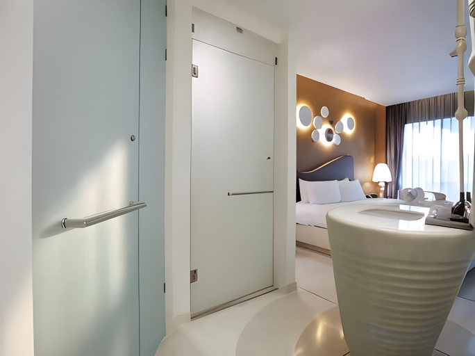 Bathroom 5, Rachabhura Hotel, Muang Ratchaburi