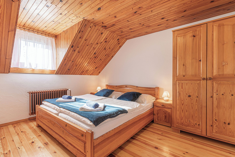 Room 5, Suite Alder embraced by nature, Prevalje
