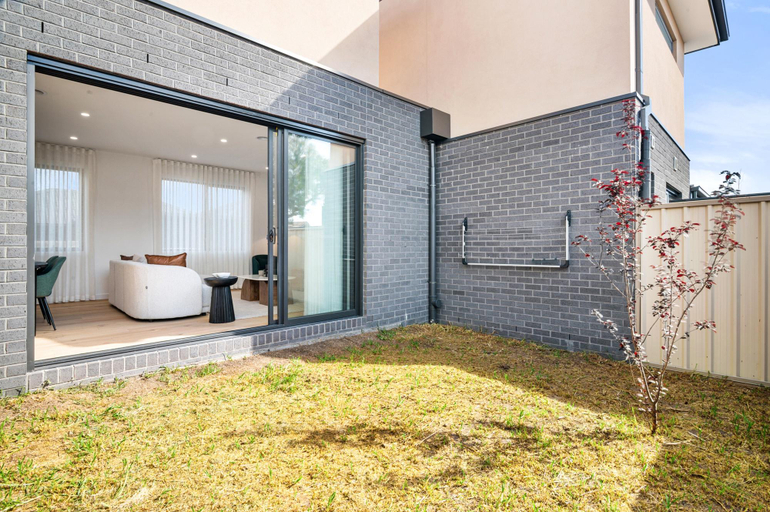 Facilities, Brand-New 3-Bed Townhouse in Pascoe Vale, Melbourne