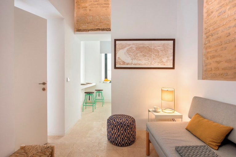 Room 4, Cozy Studio in Santa Cruz Quarter Santa Teresa I, Sevilla