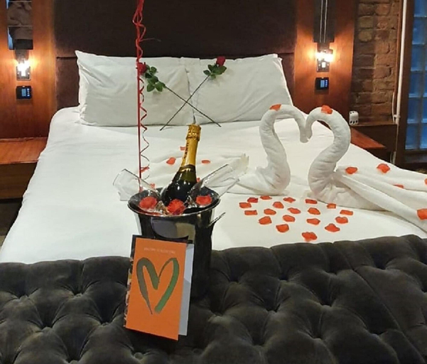 Bedroom 3, Infinity PartyPadsLiverpool Hen and Stag Welcome, Sefton