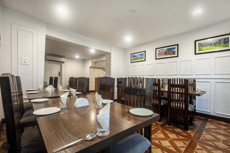 Food & Drinks 5, Hotel Riviera By Mount view, Anantnag