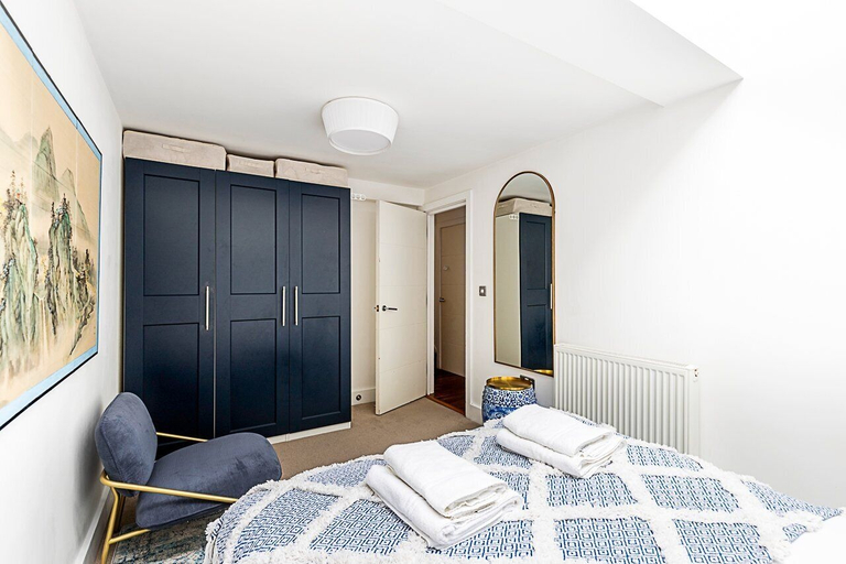 Bedroom 3, Modern Airy 2-bed Gem in Trendy Stoke Newington, London