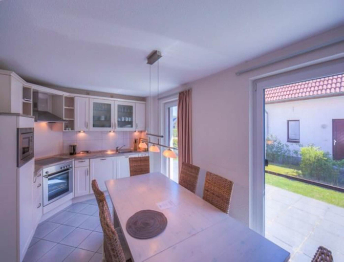 Dining, Ferienhaus mit Grosser Terrasse, Mecklenburgische Seenplatte