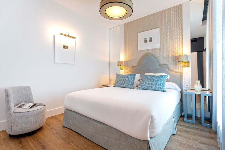 Others 4, Luxury Apartment Torre del Oro View II, Sevilla