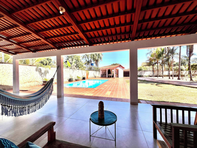 Living area 4, casa com piscina, Goiania