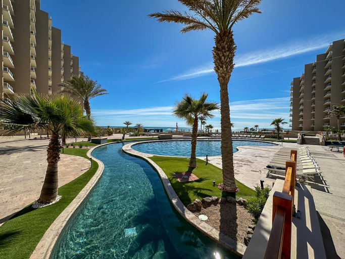 Room 5, Beachtop Haven 2BR Condo at Iconic Sandy Beach, Puerto Peñasco