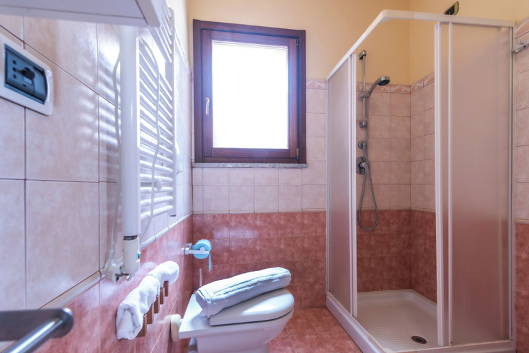 Bathroom 5, Residence I Mirti n. 25, Olbia-Tempio