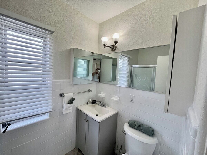 Bathroom 4, INLET PALM BEACHES, Palm Beach