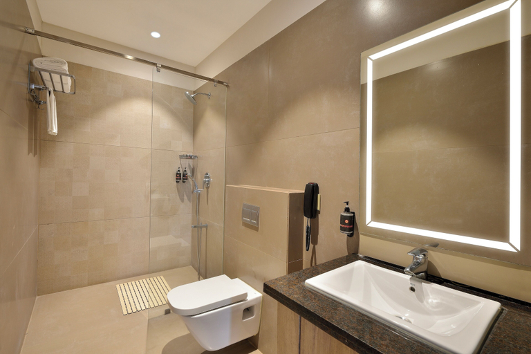 Bathroom 4, Ginger Ahmedabad Kristar, Ahmadabad
