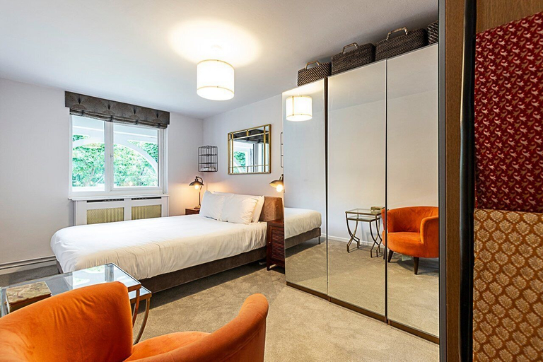 Bedroom 3, Bright Stepney Green Nest, London